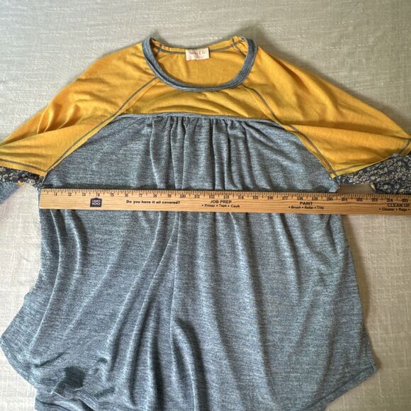 HAILEY & CO Mixed Fabric Balloon Sleeve Oversized Large Boho Summery Floral Top - Picture 7 of 12